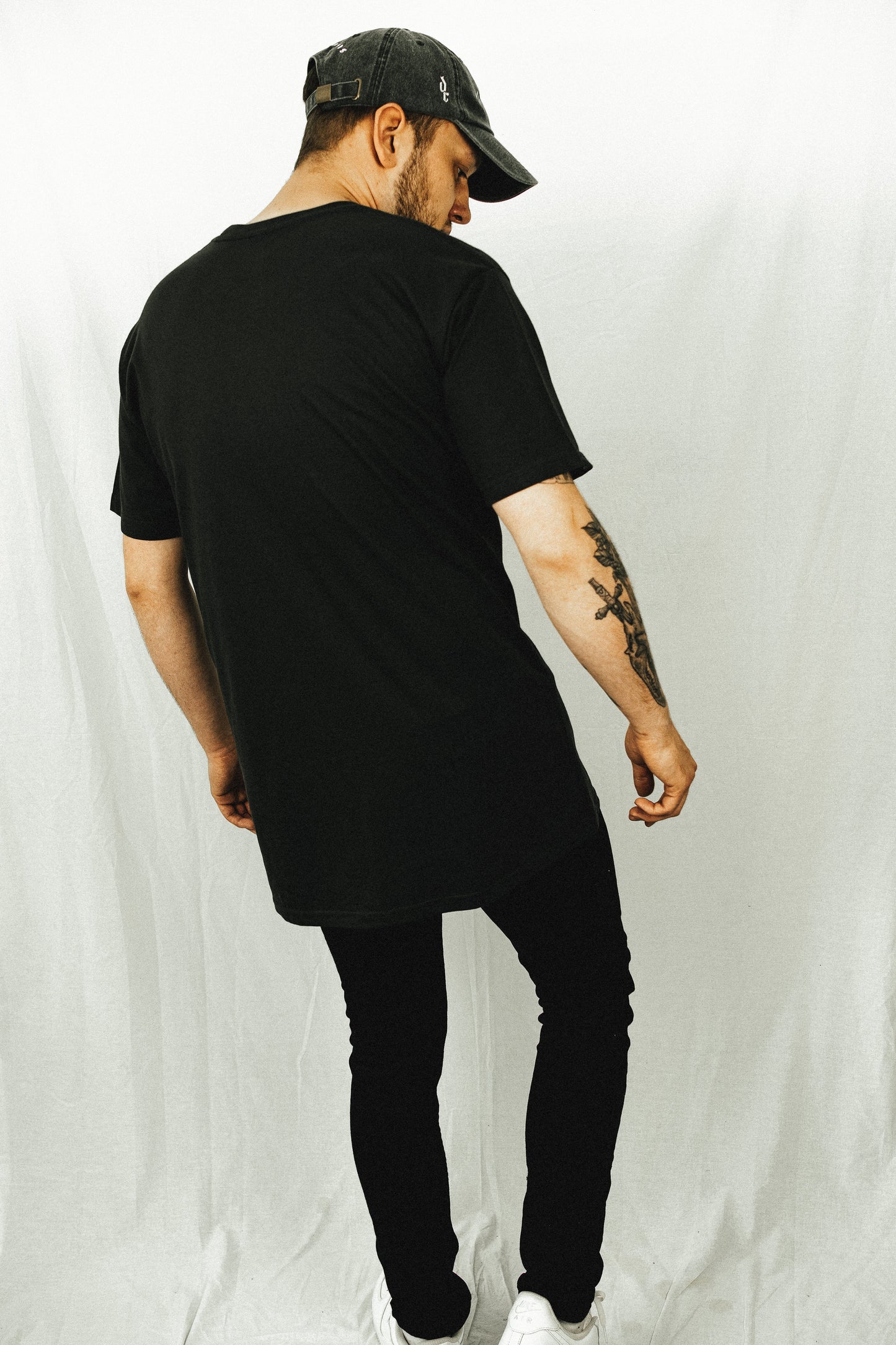 Essential Graphite T-Shirt