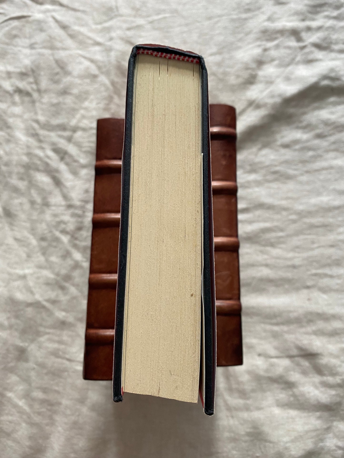 The Thursday Murder Club (Thursday Murder Club Series #1)