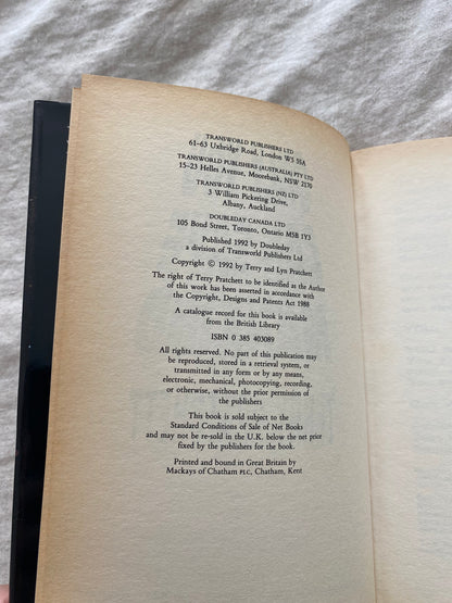 Only You Can Save Mankind (Johnny Maxwell Series #1)