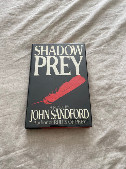 Shadow Prey (Lucas Davenport Series #2)