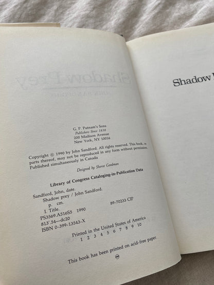 Shadow Prey (Lucas Davenport Series #2)