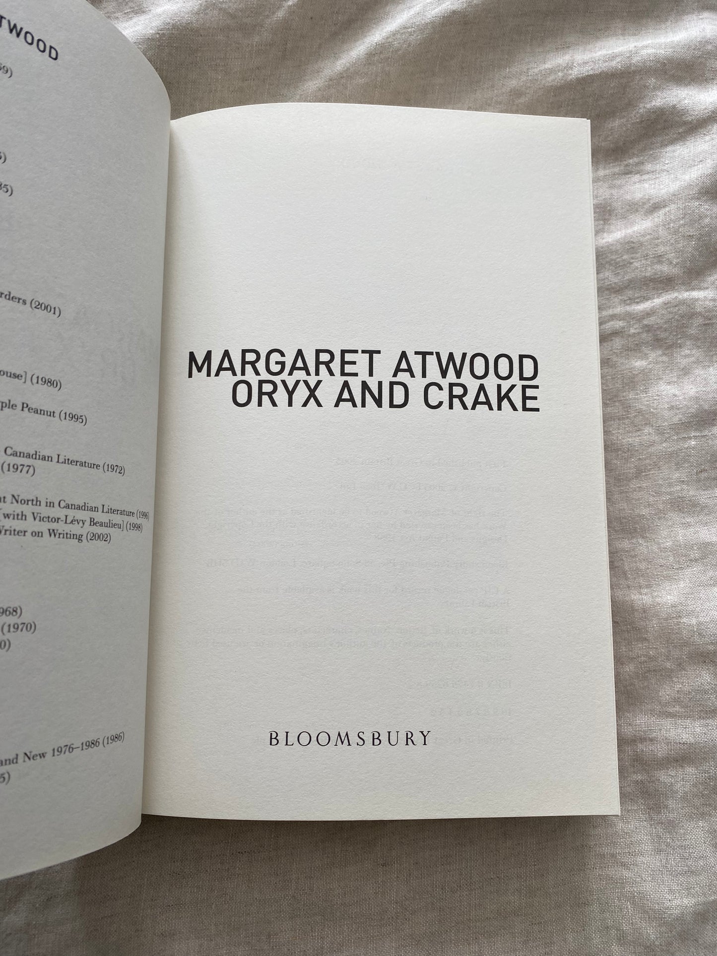 Oryx and Crake (MaddAddam Trilogy #1)