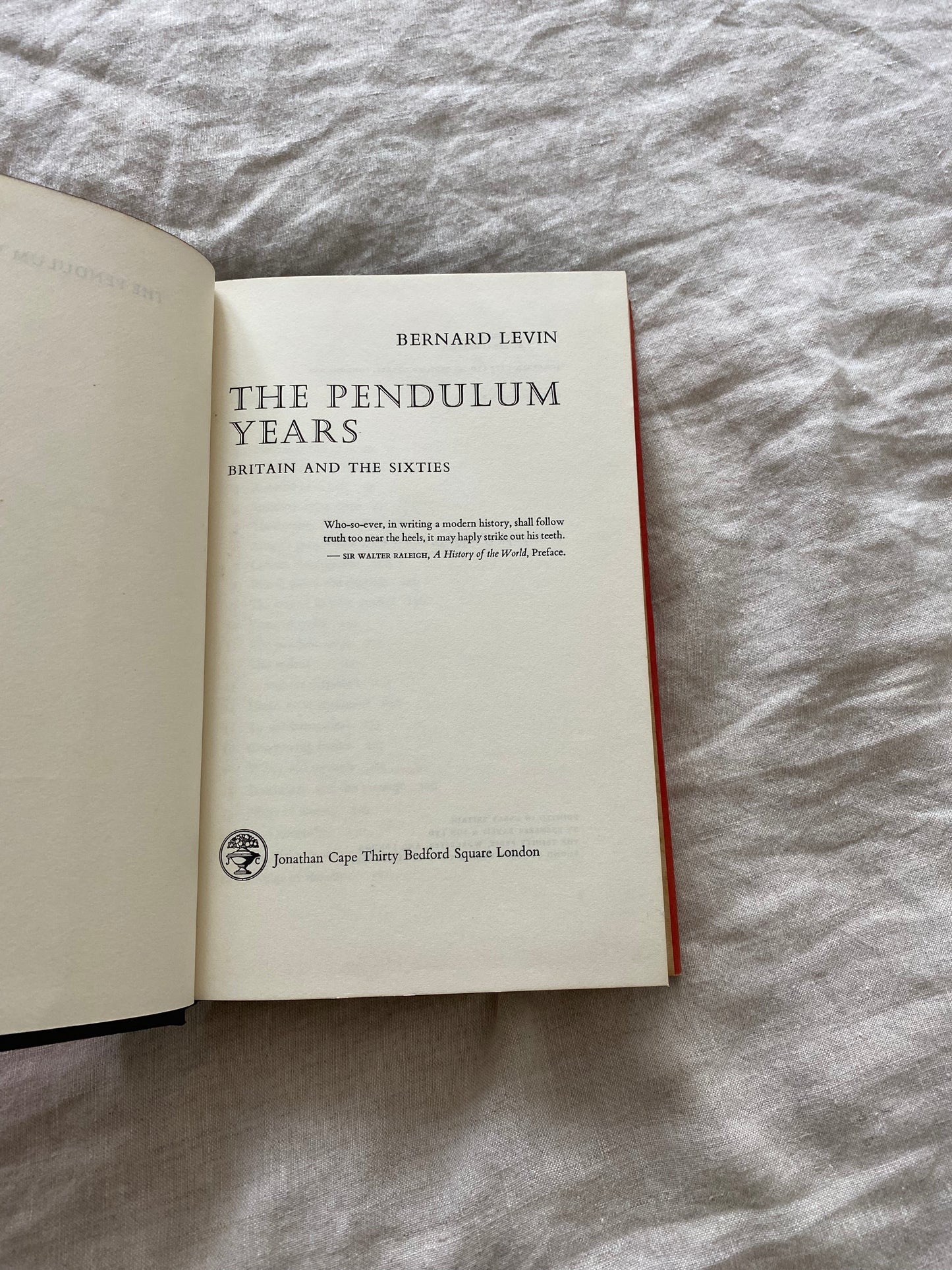 The Pendulum Years: Britain & The Sixties