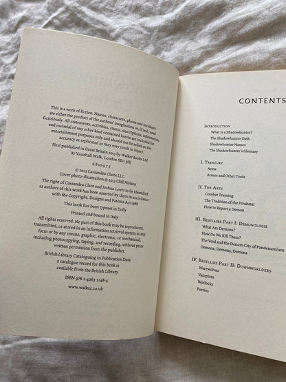 The Shadowhunter's Codex (The Shadowhunter Chronicles: Companion Book)