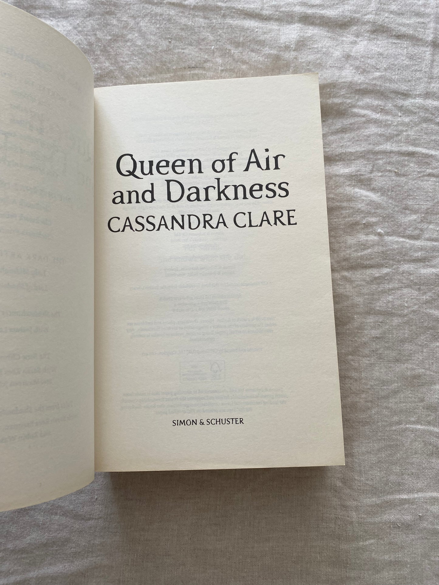 Queen of Air and Darkness (The Dark Artifices Series #3)