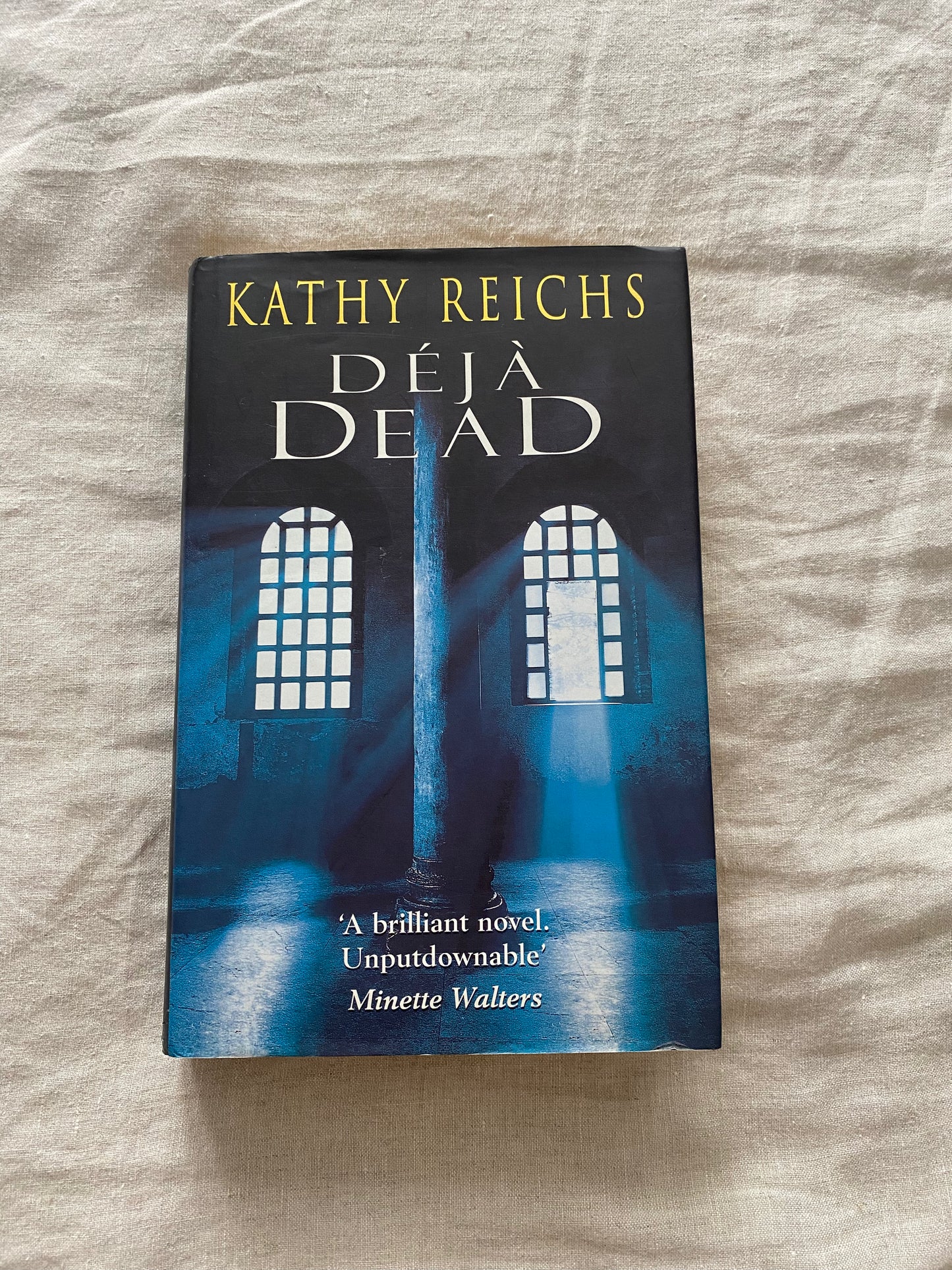Déjà Dead (Temperance Brennan Series #1)