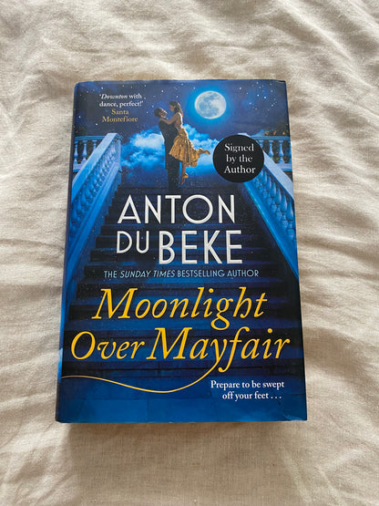 Moonlight Over Mayfair (The Buckingham Hotel Series #2)