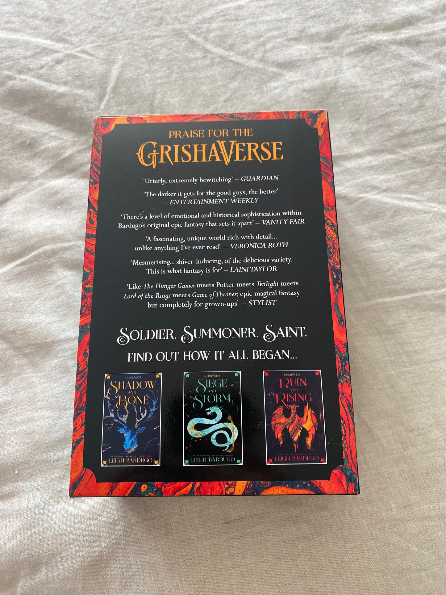 Shadow and Bone Trilogy Boxed Set (The Grishaverse Series #1-3)