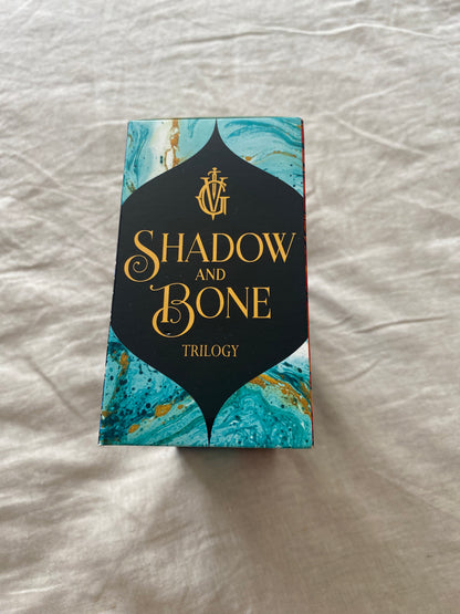 Shadow and Bone Trilogy Boxed Set (The Grishaverse Series #1-3)