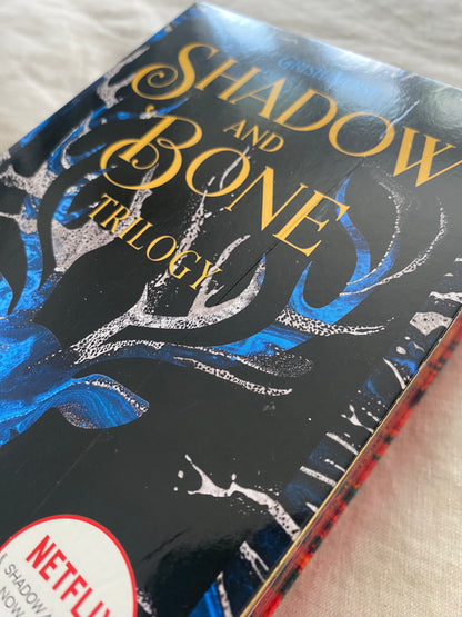 Shadow and Bone Trilogy Boxed Set (The Grishaverse Series #1-3)