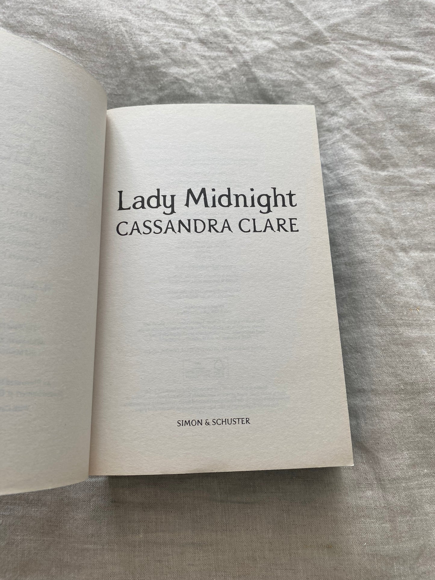 Lady Midnight (The Dark Artifices Series #1)