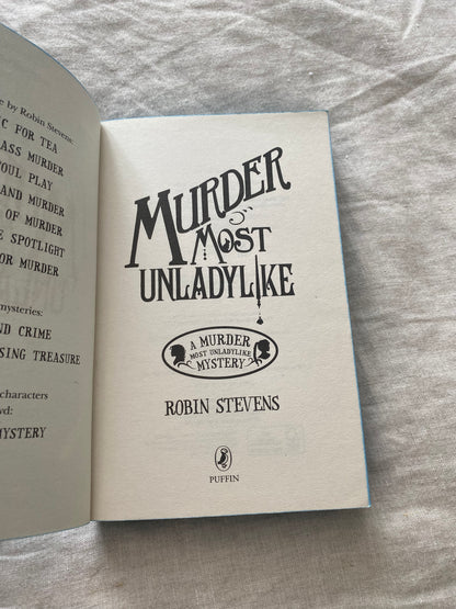 Murder Most Unladylike (A Murder Most Unladylike Series #1)