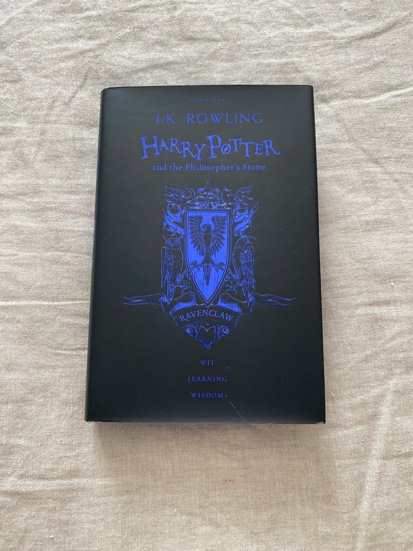 Harry Potter and the Philosopher's Stone - Ravenclaw Edition (Harry Potter House Editions)