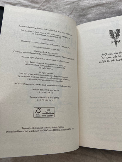 Harry Potter and the Philosopher's Stone - Ravenclaw Edition (Harry Potter House Editions)