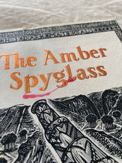 The Amber Spyglass Collector's Edition (His Dark Materials Series #3)