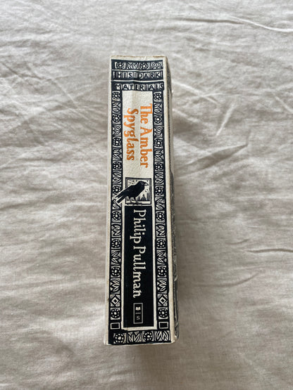 The Amber Spyglass Collector's Edition (His Dark Materials Series #3)