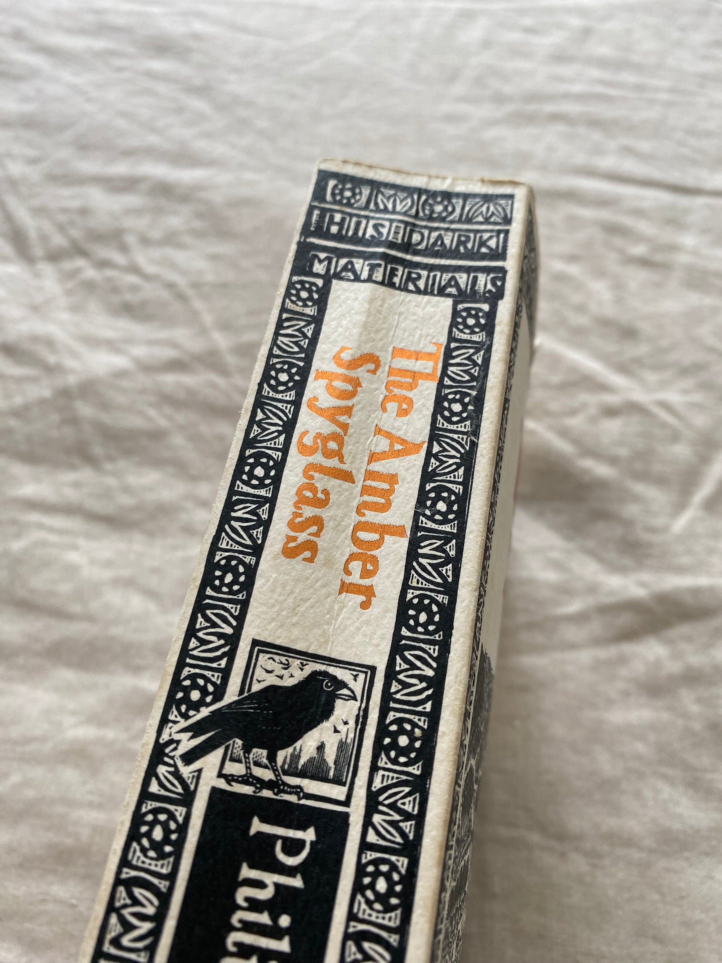 The Amber Spyglass Collector's Edition (His Dark Materials Series #3)