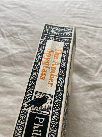 The Amber Spyglass Collector's Edition (His Dark Materials Series #3)
