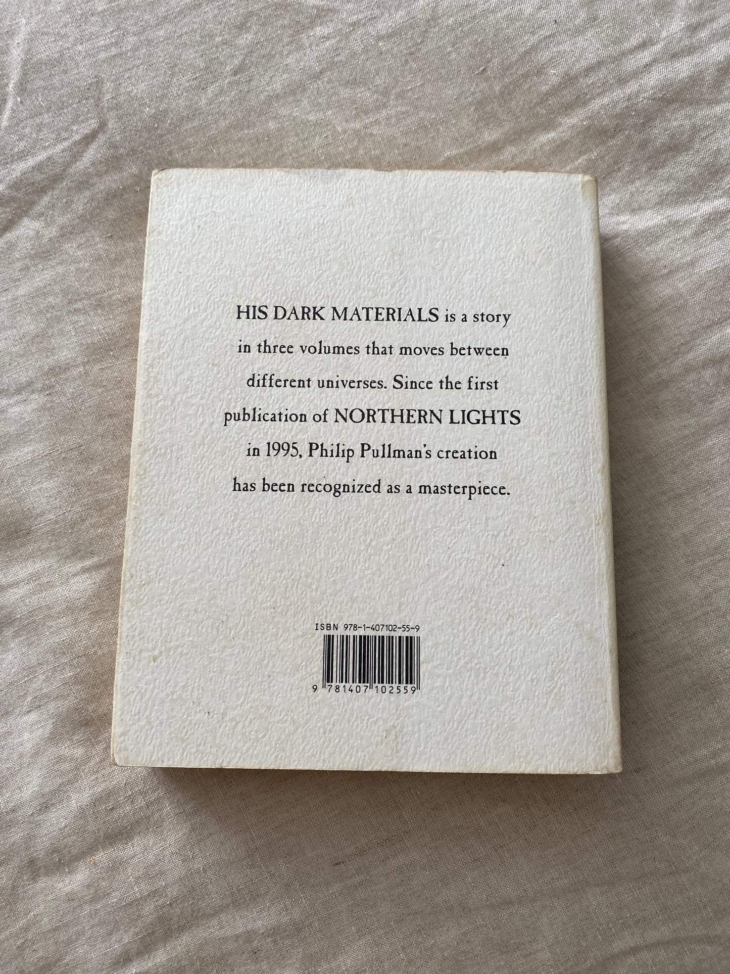 The Subtle Knife Collector's Edition (His Dark Materials Series #2)