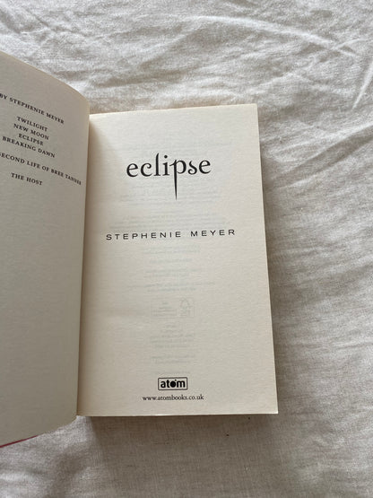 Eclipse (The Twilight Saga #3)