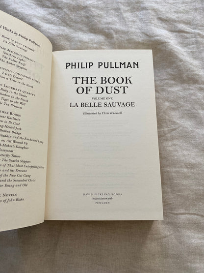 La Belle Sauvage (The Book of Dust Series #1)
