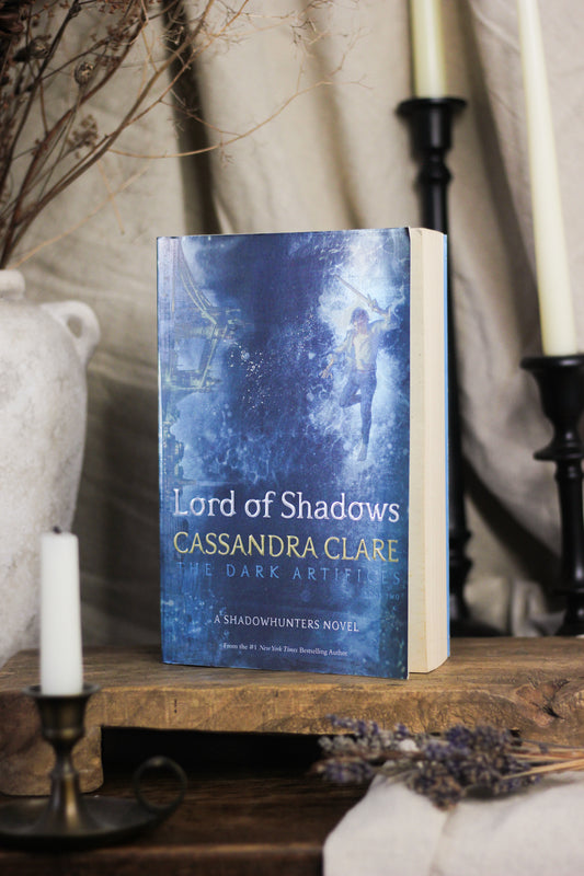 Lord of Shadows (The Dark Artifices Series #2)