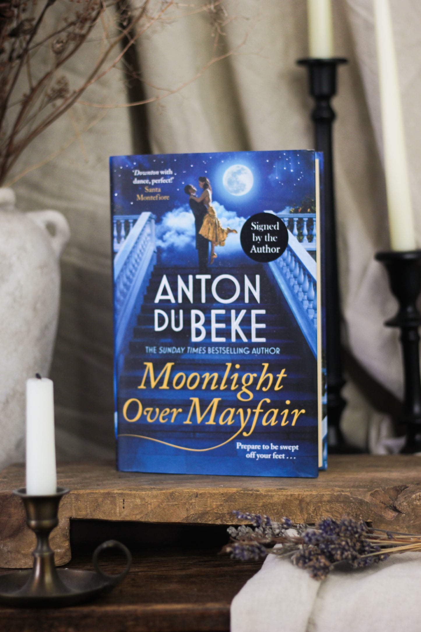 Moonlight Over Mayfair (The Buckingham Hotel Series #2)