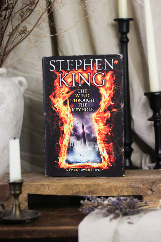 The Wind Through the Keyhole (The Dark Tower Series #4.5)