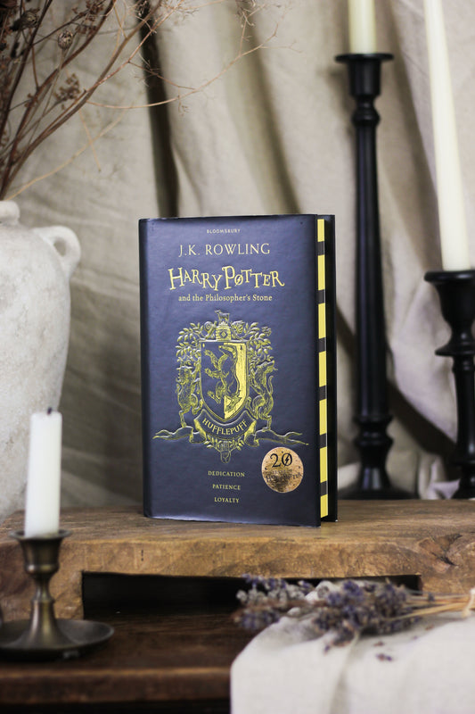 Harry Potter and the Philosopher's Stone - Hufflepuff Edition (Harry Potter House Editions)
