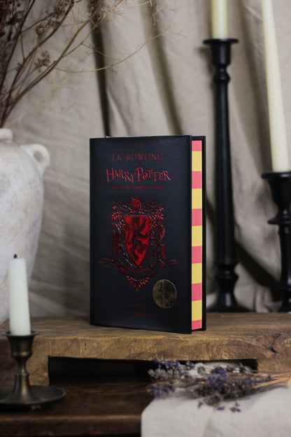 Harry Potter and the Philosopher's Stone - Gryffindor Edition (Harry Potter House Editions)