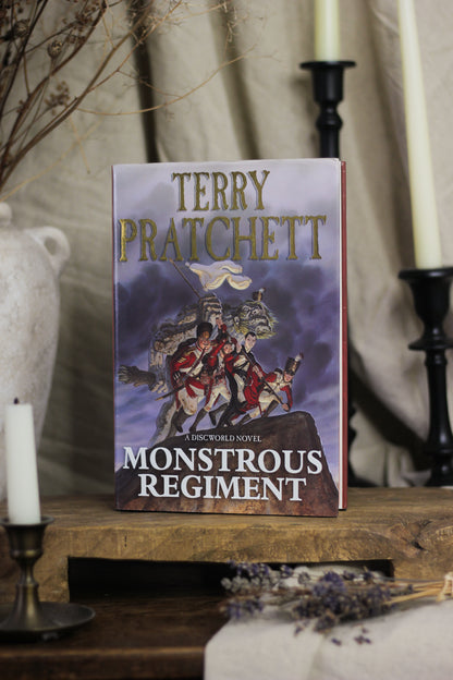Monstrous Regiment (Discworld Series #31)
