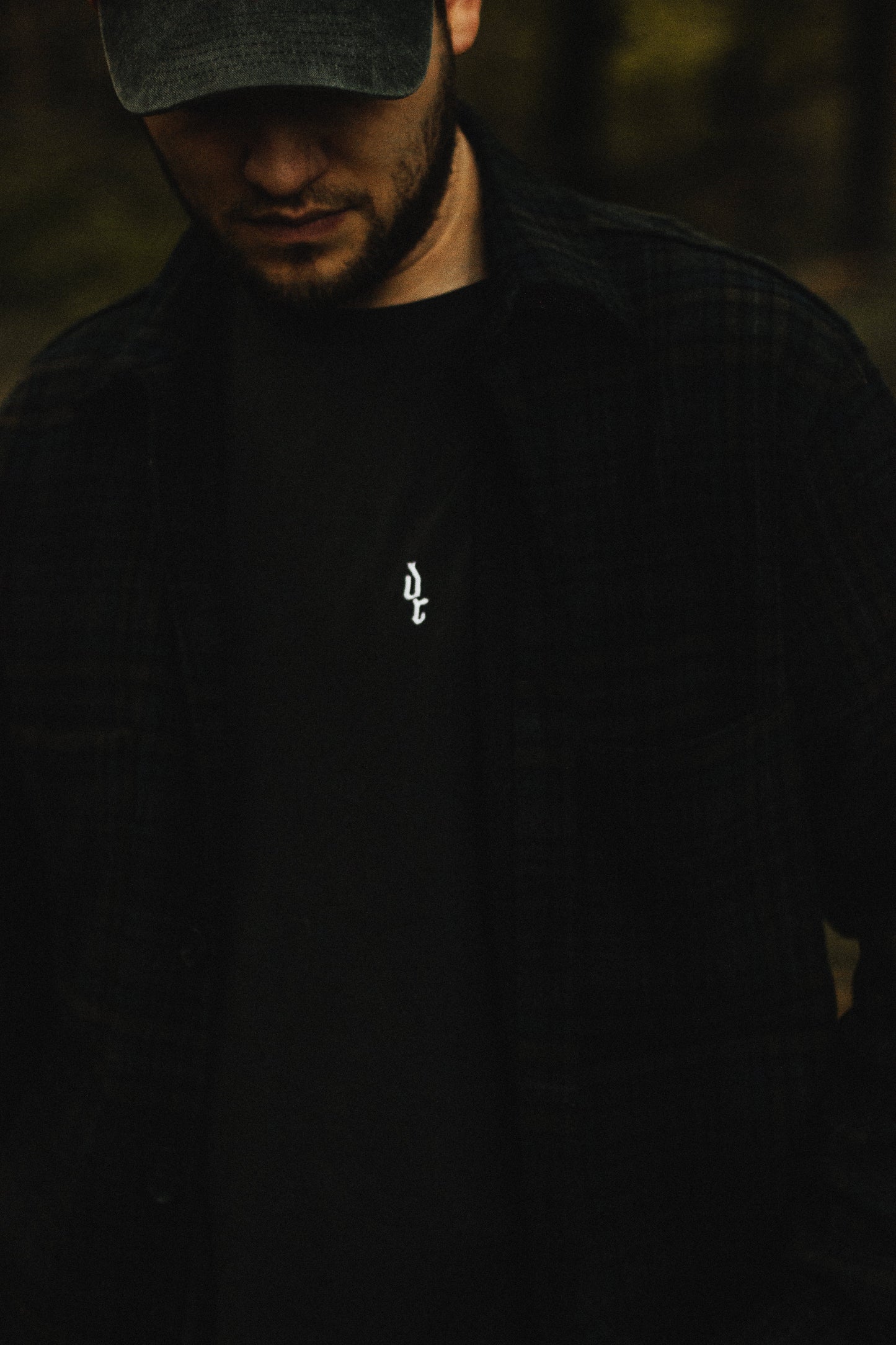 Essential Graphite T-Shirt