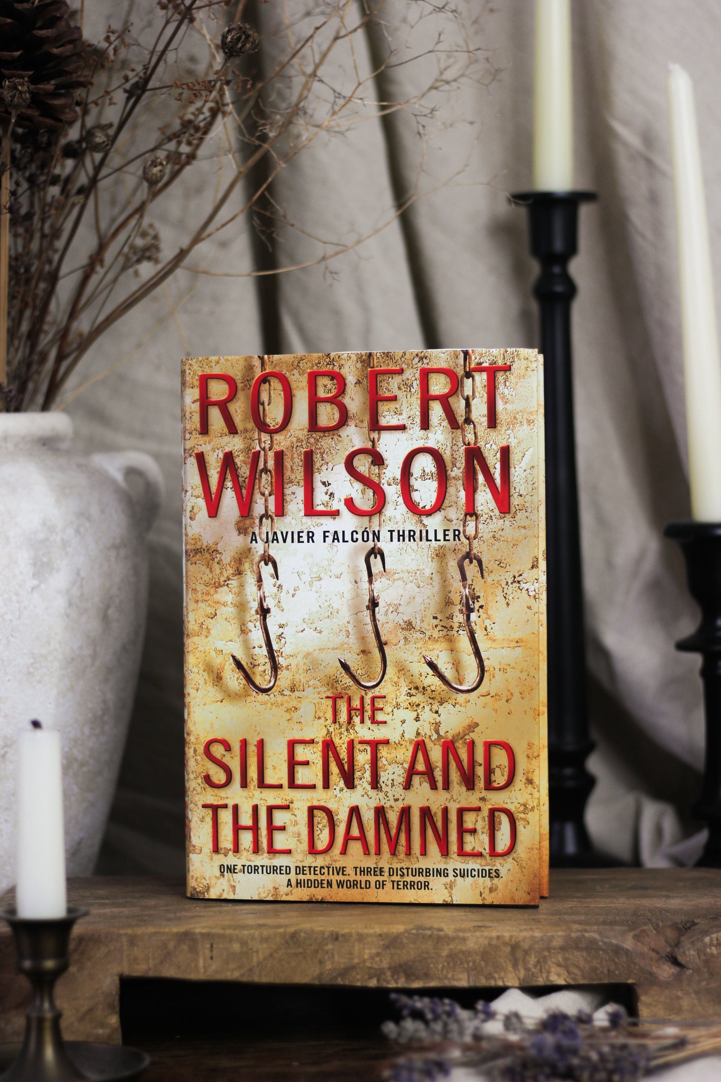 The Silent and the Damned (Javier Falcón Series #2)