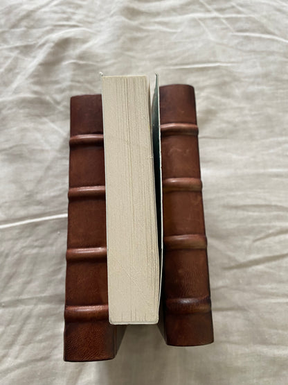 The Subtle Knife: Gift Edition (His Dark Materials Series #2)