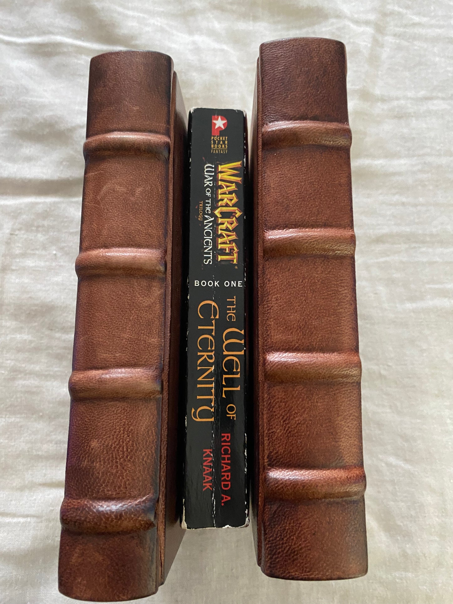 Warcraft: War of the Ancients Book 1: The Well of Eternity