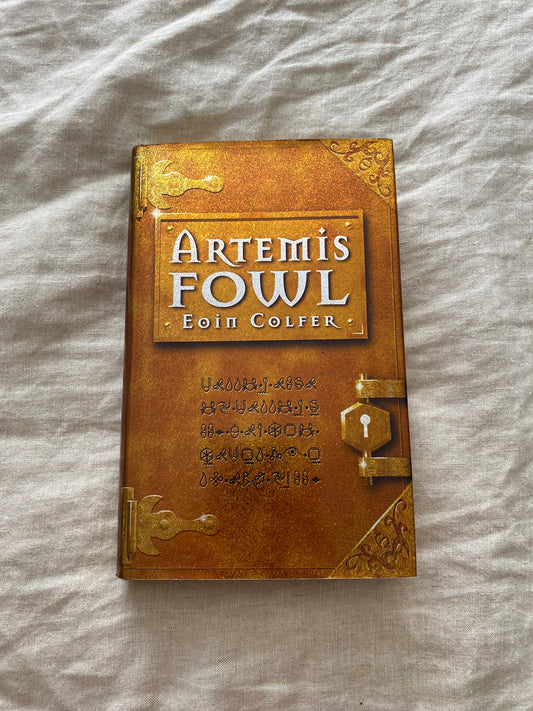 Artemis Fowl (Artemis Fowl Series #1)