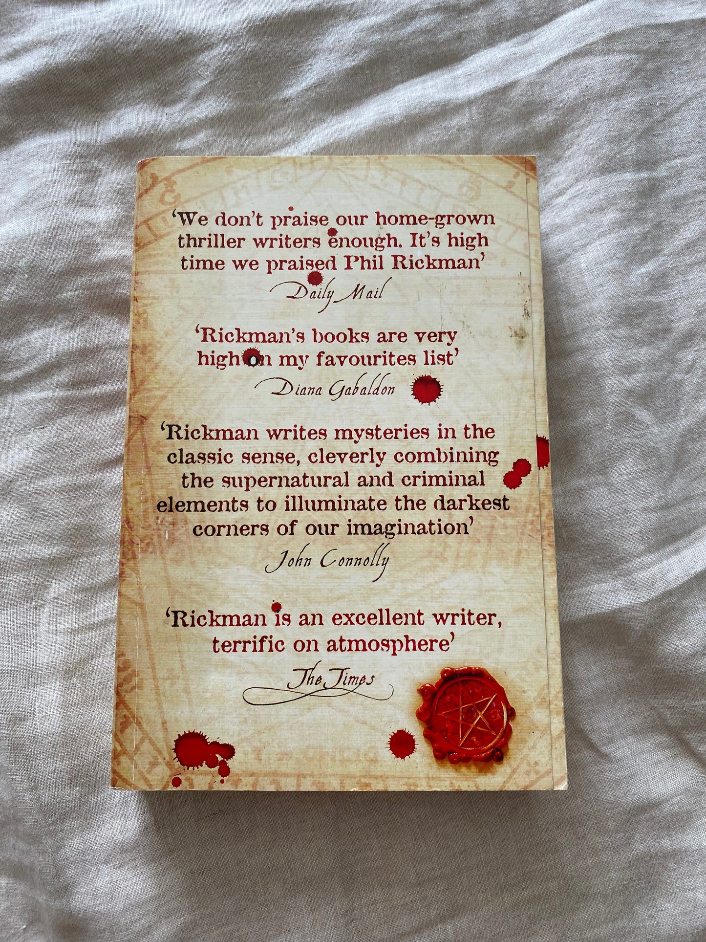 The Bones of Avalon (The John Dee Papers Series #1)