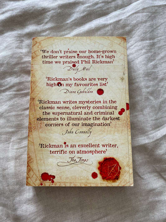 The Bones of Avalon (The John Dee Papers Series #1)