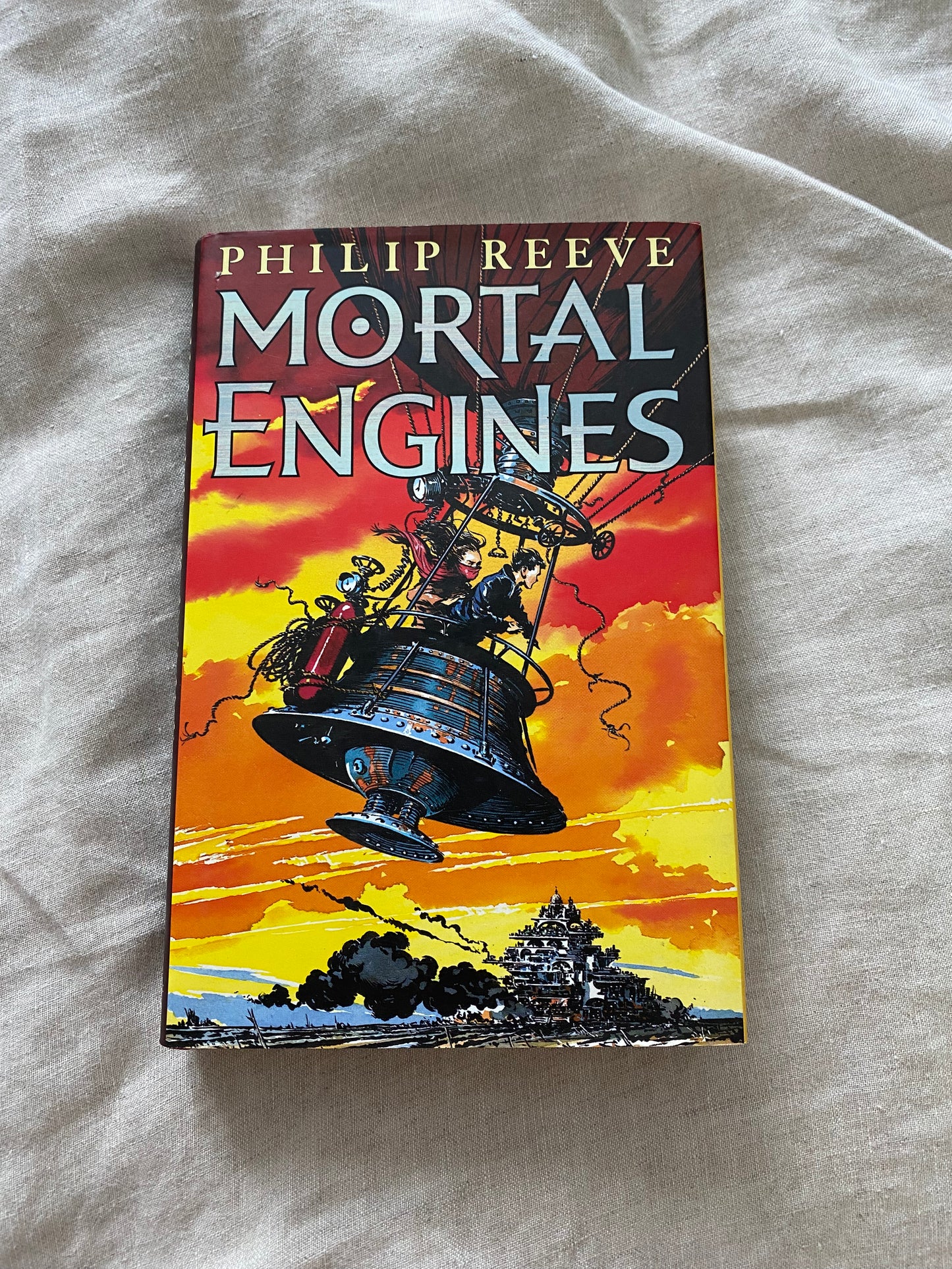 Mortal Engines (Mortal Engines Quartet #1)