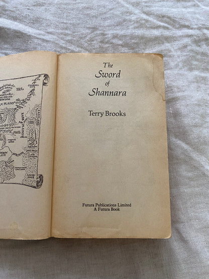 The Sword of Shannara (The Original Shannara Trilogy #1)