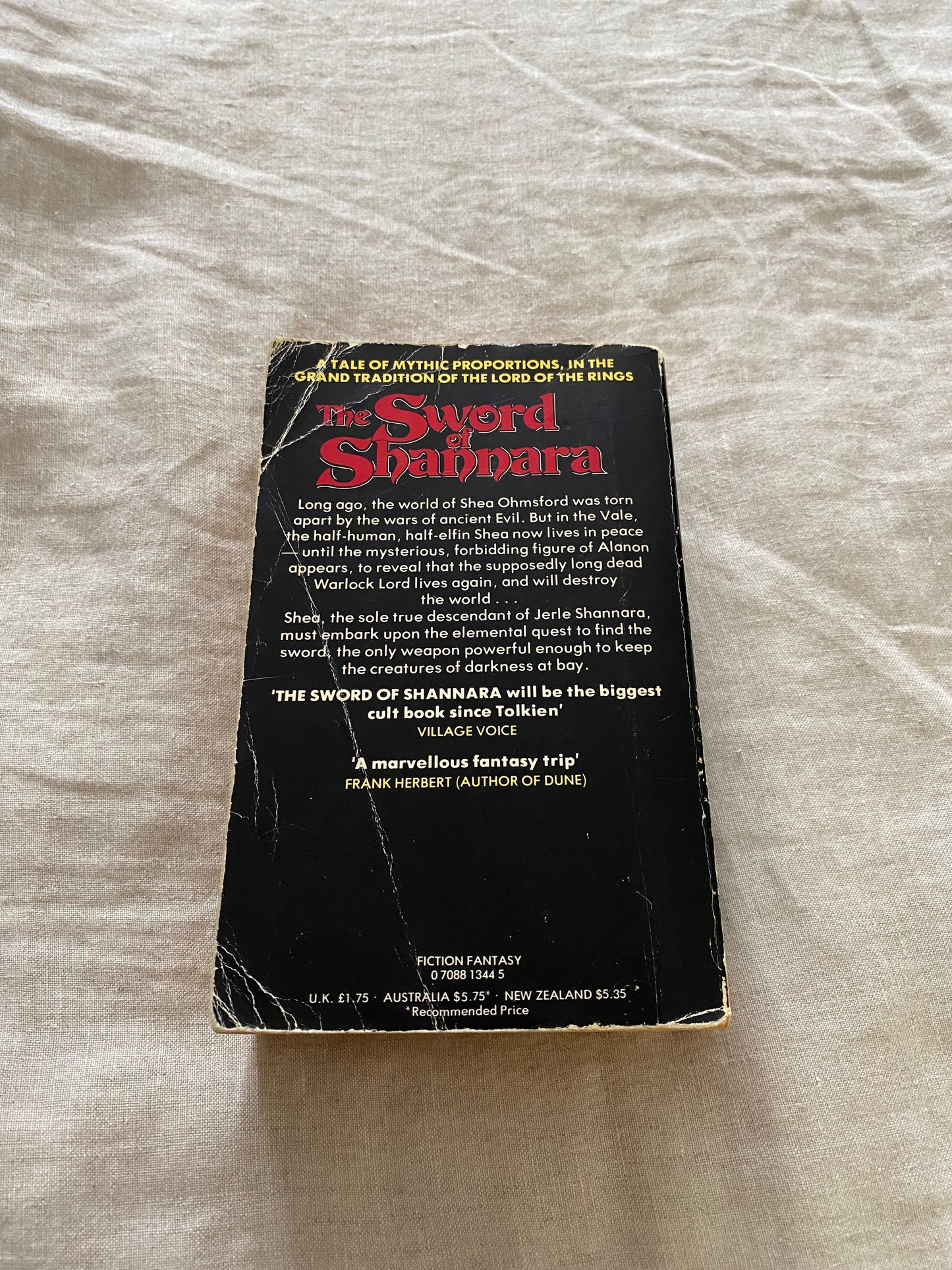The Sword of Shannara (The Original Shannara Trilogy #1)