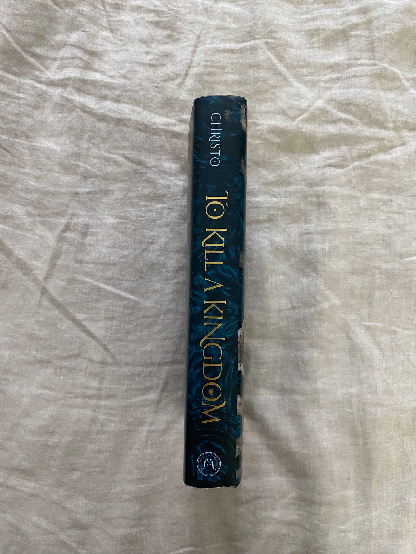 To Kill a Kingdom (The Hundred Kingdoms Series #1)