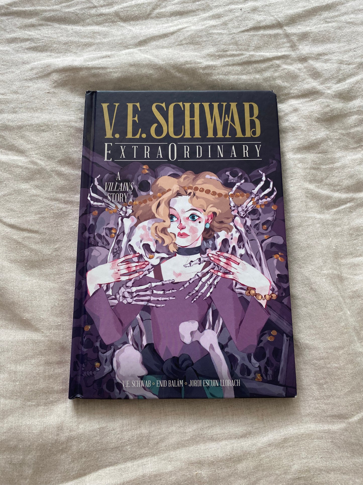 ExtraOrdinary (Villains Series Graphic Novel)
