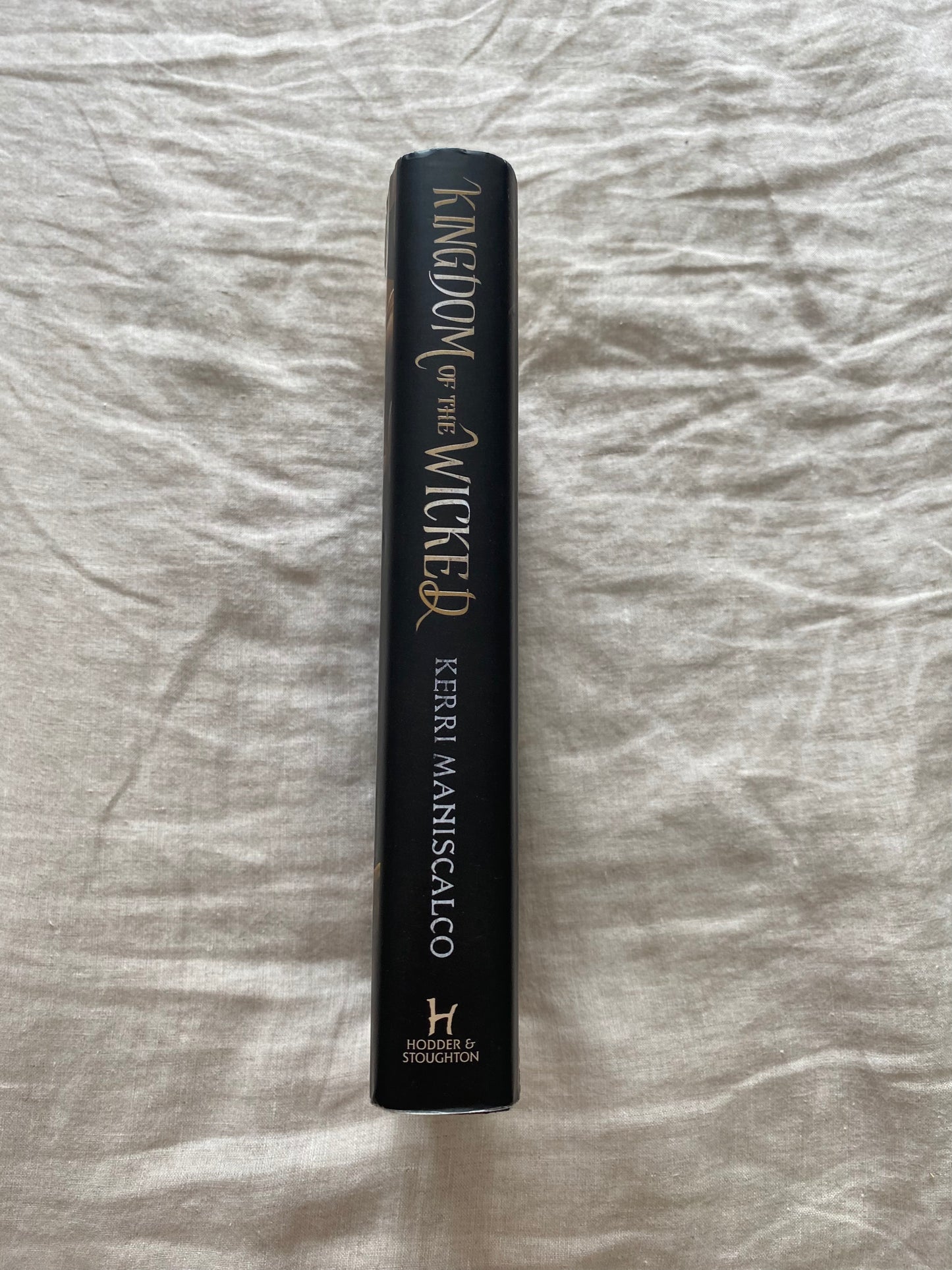 Kingdom of the Wicked (Kingdom of the Wicked Series #1)