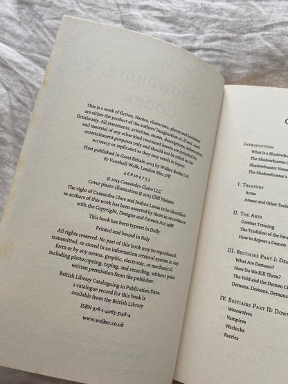 The Shadowhunter's Codex (The Shadowhunter Chronicles: Companion Book)