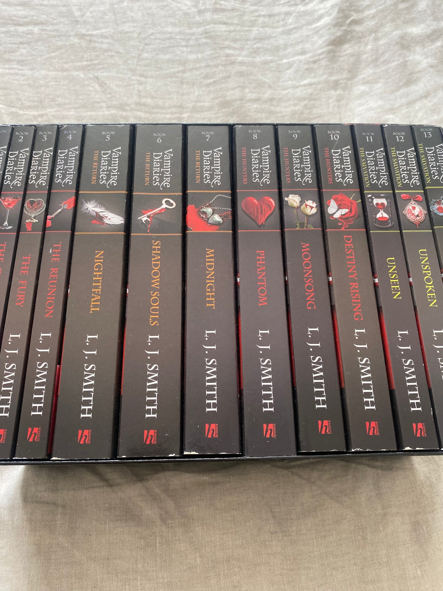 The Vampire Diaries: The Complete Collection 13 Books Box Set