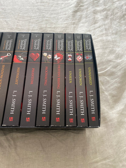The Vampire Diaries: The Complete Collection 13 Books Box Set