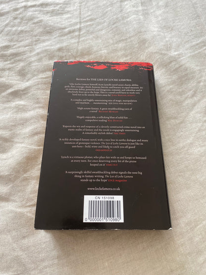 Red Seas Under Red Skies (Gentleman Bastards Series #2)