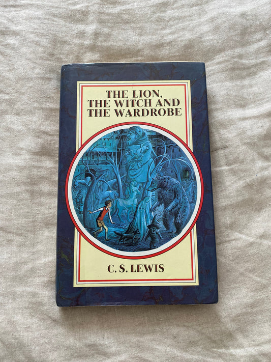 The Lion, the Witch and the Wardrobe (The Chronicles of Narnia Series #2)