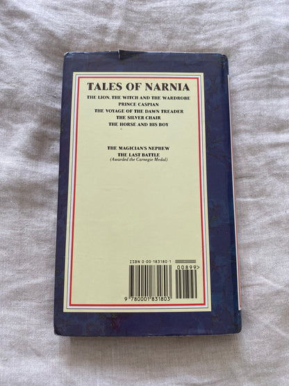 The Lion, the Witch and the Wardrobe (The Chronicles of Narnia Series #2)